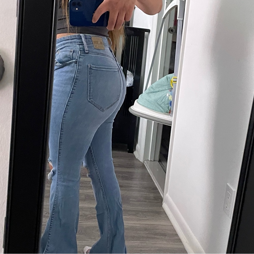 Women's Light Blue Jeans